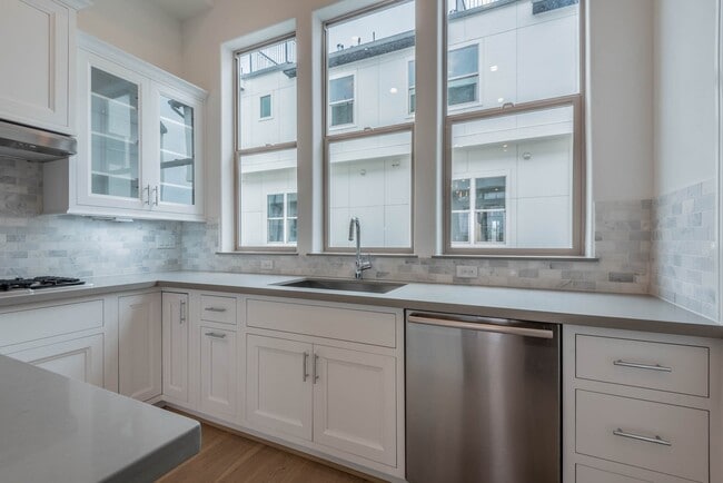 property at 4057 Leeland St