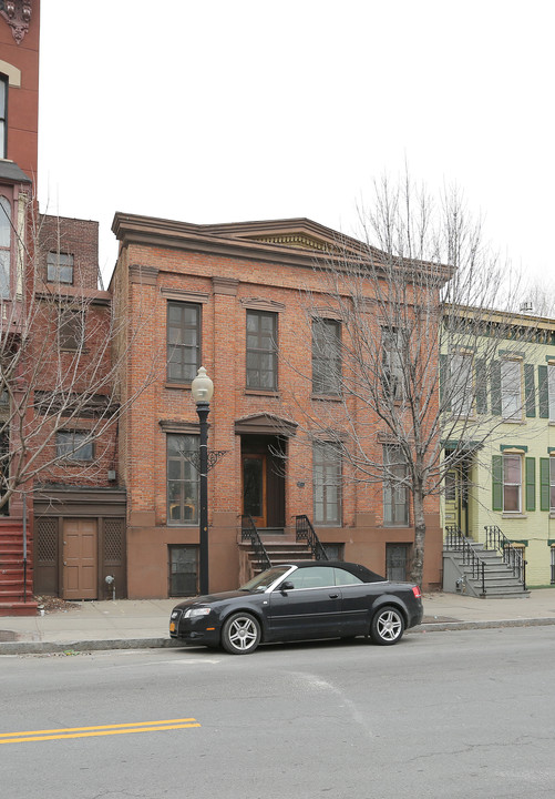 285 Lark St in Albany, NY - Building Photo