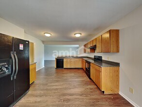 2373 Blackthorn Dr in Franklin, IN - Building Photo - Building Photo