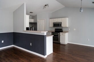 116 Mockernut Dr in Ladson, SC - Building Photo - Building Photo