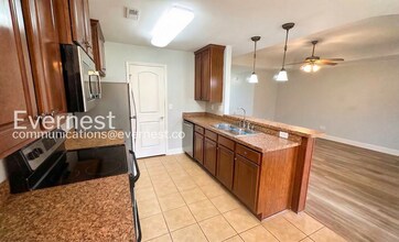 24663 Rolling Vista Dr, Unit 1406 in Athens, AL - Building Photo - Building Photo