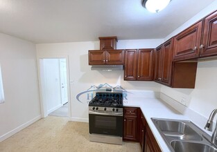 846 1/2-842 W Sepulveda St in Los Angeles, CA - Building Photo - Building Photo
