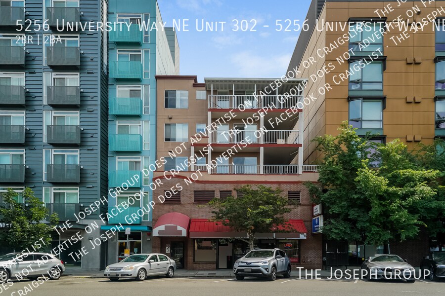 5256 University Wy NE in Seattle, WA - Foto de edificio