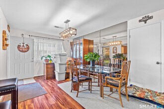 140 Thompson St in East Haven, CT - Building Photo - Building Photo