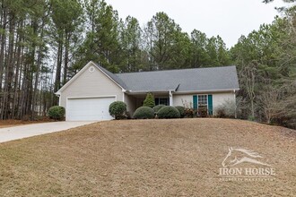 348 Pine Ridge Cir in Winterville, GA - Building Photo - Building Photo