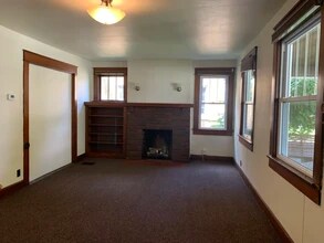 720 E Hunter Ave in Bloomington, IN - Foto de edificio - Building Photo