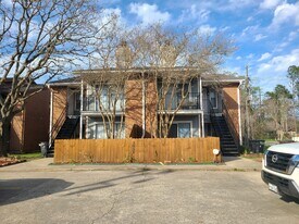 7933 Bles Ave, Unit APT B in Baton Rouge, LA - Building Photo