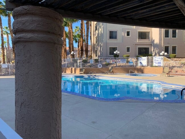 2008 Mesquite Ln in Laughlin, NV - Building Photo - Building Photo