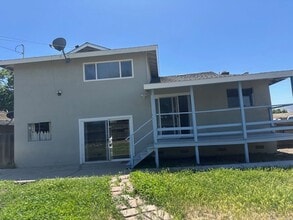 406 Patterson St in King City, CA - Building Photo - Building Photo