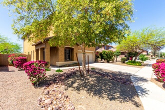16306 N 73rd Dr in Peoria, AZ - Foto de edificio - Building Photo