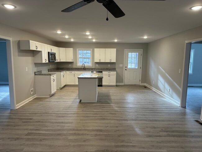 735 Tussey St in Lexington, NC - Building Photo - Building Photo