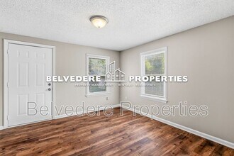 112 S Raleigh St in Greensboro, NC - Building Photo - Building Photo