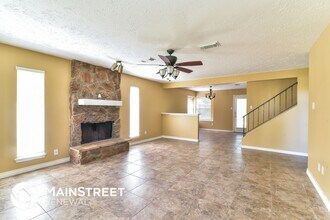 14815 Oak Pines Dr in Houston, TX - Building Photo - Building Photo