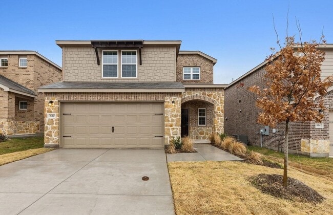 property at 820 Lake Fletcher Rd