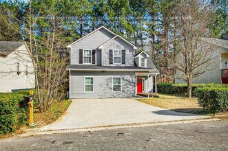 3550 Broad Oak Ct in Decatur, GA - Building Photo - Building Photo