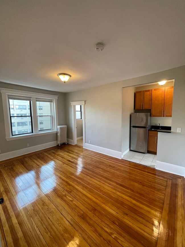 63 Burbank St, Unit 17 in Boston, MA - Building Photo - Building Photo