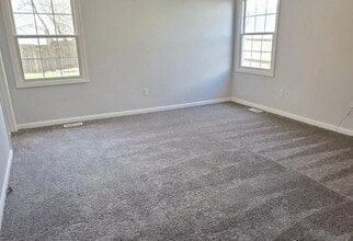 6501 Brent Dr in Springfield, IL - Foto de edificio - Building Photo