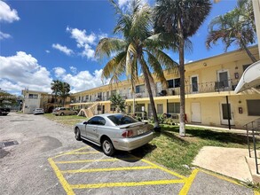 70 NW 77th St in Miami, FL - Building Photo - Building Photo