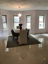 1099 Walnut St in Newton, MA - Foto de edificio - Building Photo