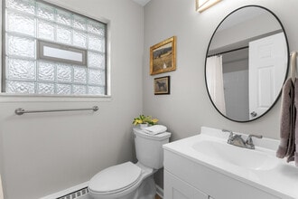 55 Hollywood Ct in Mount Clemens, MI - Building Photo - Building Photo