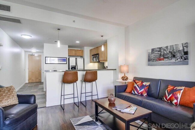 1150 J St in San Diego, CA - Building Photo - Building Photo