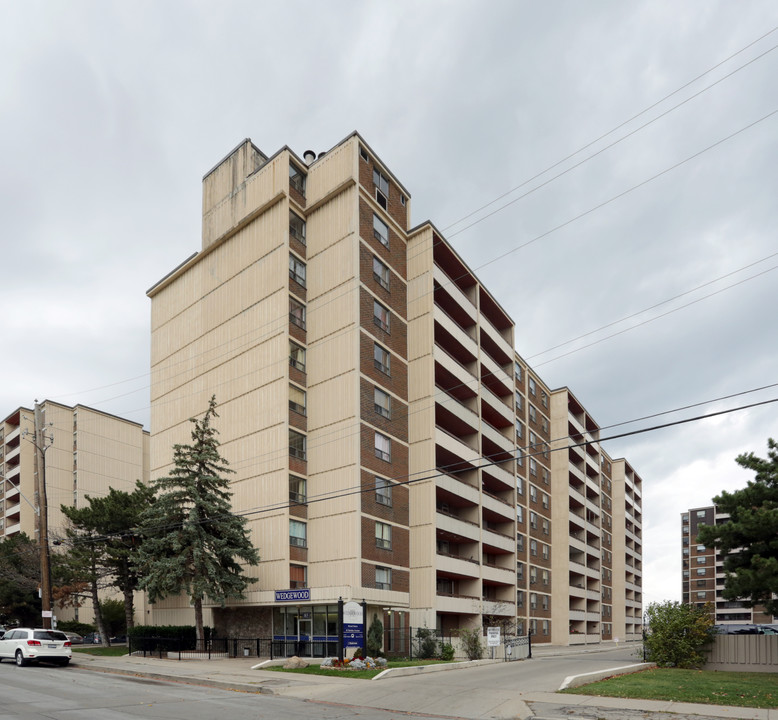 The Wedgewood in Hamilton, ON - Building Photo