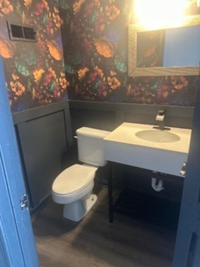 3531 Lynhaven Dr in Greensboro, NC - Building Photo - Building Photo