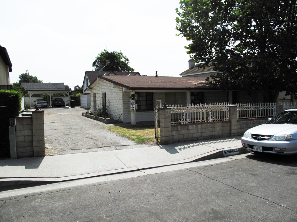 424 N Orange Ave in Monterey Park, CA - Building Photo