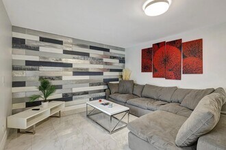 4310 Village D Dr in Delray Beach, FL - Building Photo - Building Photo