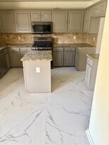 611 Brazos Trace Dr in Richmond, TX - Building Photo