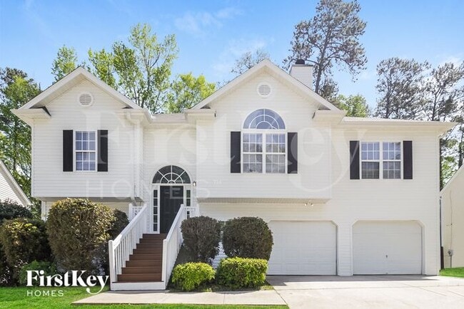 property at 5714 Newnan Cir