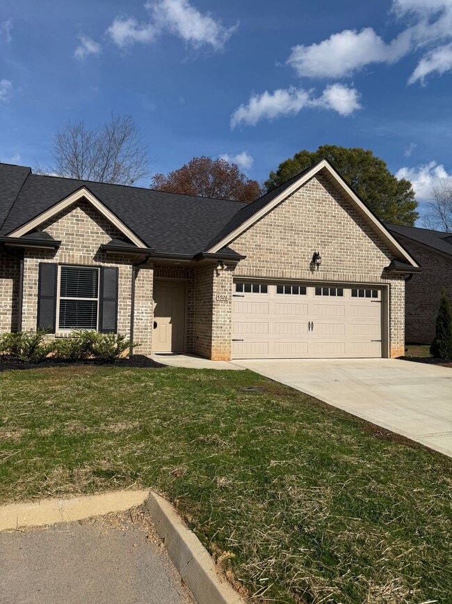 property at 5926 Knox Hl Wy