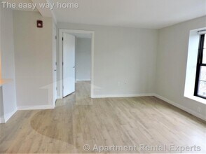 10 Soden St in Cambridge, MA - Foto de edificio - Building Photo