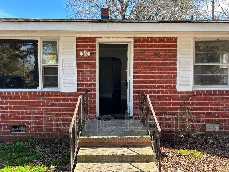 1207 Cypress St in Rocky Mount, NC - Building Photo