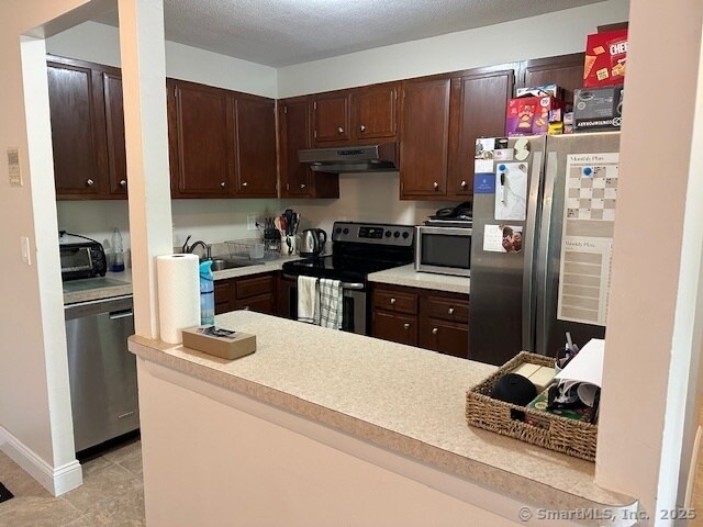 565 Talcottville Rd in Vernon, CT - Building Photo - Building Photo