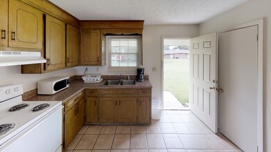 362 Crabapple Cir, Unit 88 in Fayetteville, NC - Building Photo - Building Photo