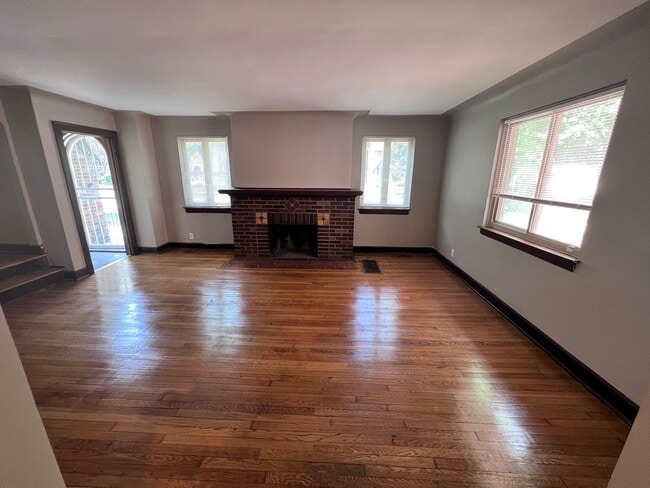 5566 Kensington Ave in Detroit, MI - Building Photo - Building Photo