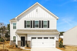 7009 Rochford Dr in Covington, GA - Building Photo