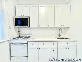 52 Charlesgate E in Boston, MA - Building Photo