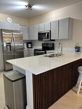 3310 Palomino Dr in Hollywood, FL - Building Photo - Building Photo