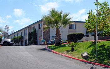 Vista Terrace Apartments in Vista, CA - Building Photo - Building Photo