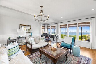 15 Sheldon Rd in Cohasset, MA - Building Photo - Building Photo