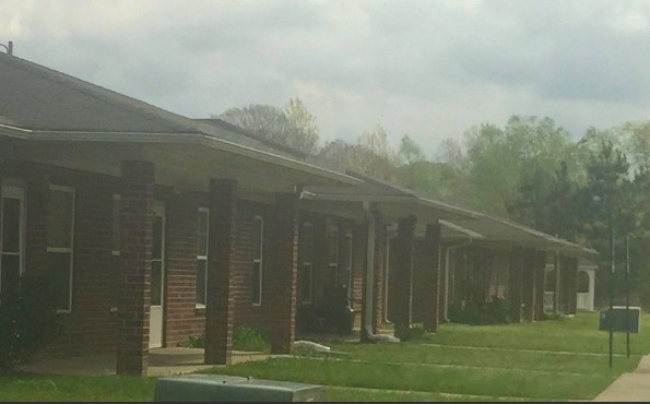 Cross Creek Apartments in Sardis, MS - Foto de edificio