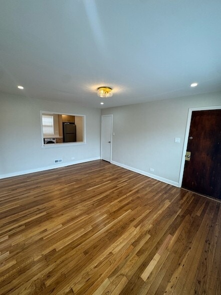 132 Ridge Ave, Unit 2 in Evanston, IL - Foto de edificio - Building Photo