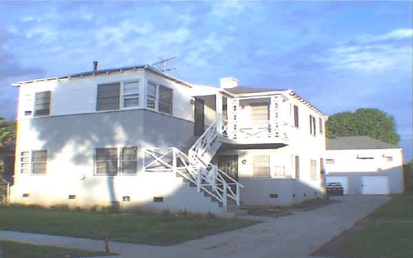 8122 Chestnut Ave in South Gate, CA - Building Photo - Building Photo