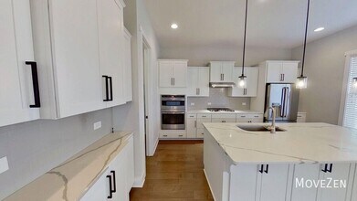 6605 Truxton Ln in Raleigh, NC - Building Photo - Building Photo