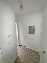 415 E Cedar Ave in Burbank, CA - Foto de edificio - Building Photo
