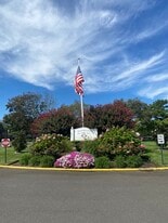 310 Maryland Ave, Unit 27A in Point Pleasant Beach, NJ - Building Photo