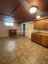 117 N Shamrock St in East Alton, IL - Foto de edificio - Building Photo