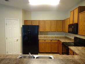 12107 Hayden Lakes Cir in Jacksonville, FL - Building Photo - Building Photo